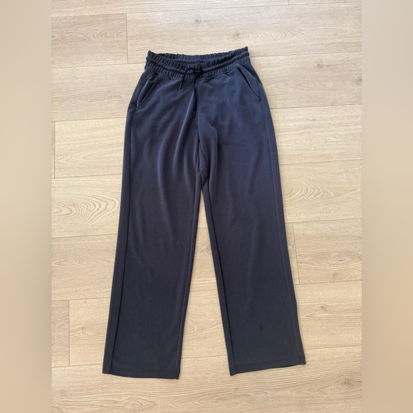 Athleta seasoft mid rise straight pant - Picture 4 of 4